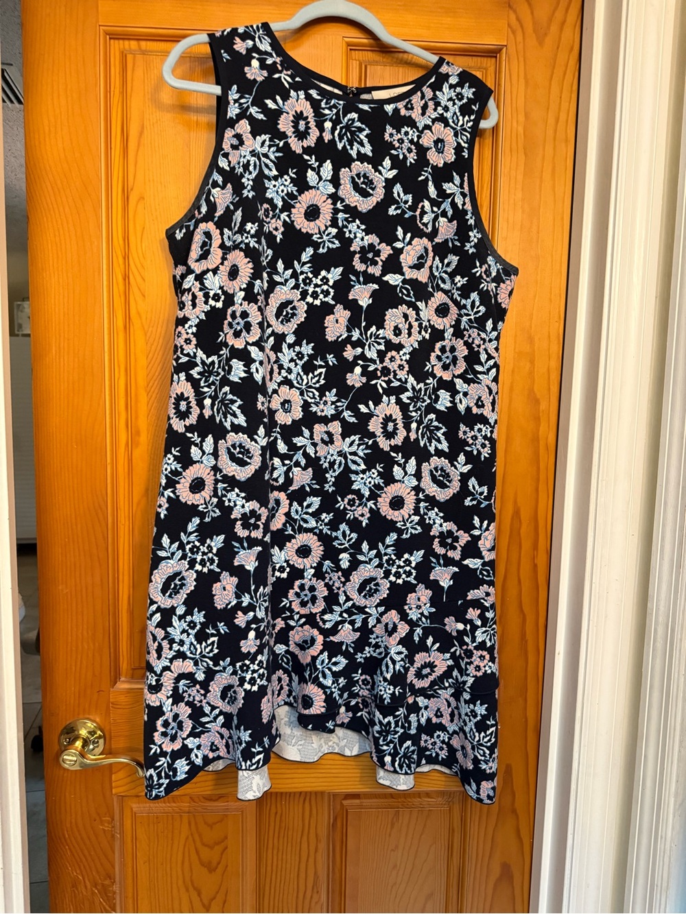Loft Navy blue Floral Sleeveless Shift Dress with Pink & White Flowers - Picture 4 of 7